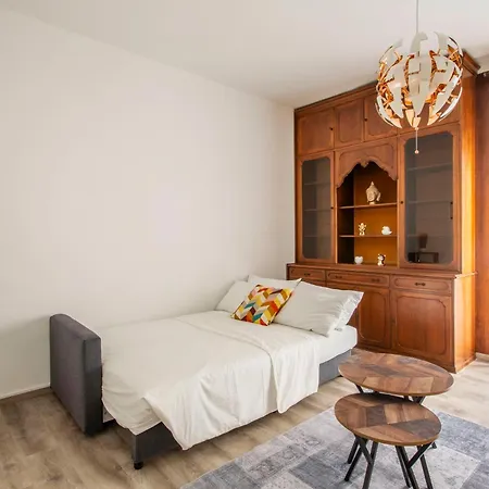 Apartment Lake-near Historic Center