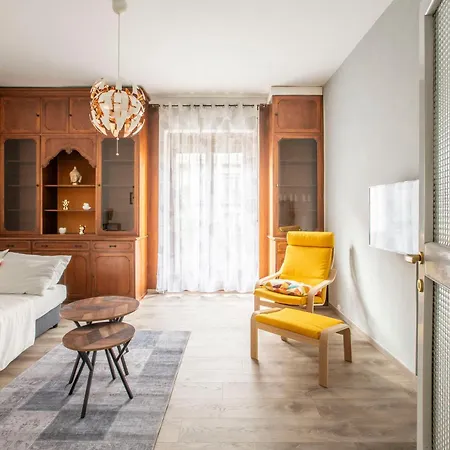 Apartamento Lake Como Spacious Apartment - Center, Lake & Station 10 Min