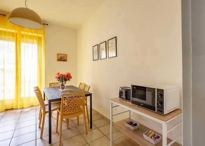 Spacious - Near Historic Center And *