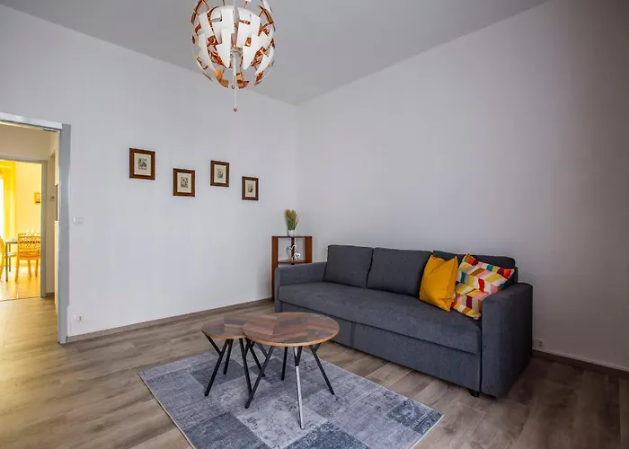 Lake, Spacious And Near Historic Center - Pet Friendly Lecco