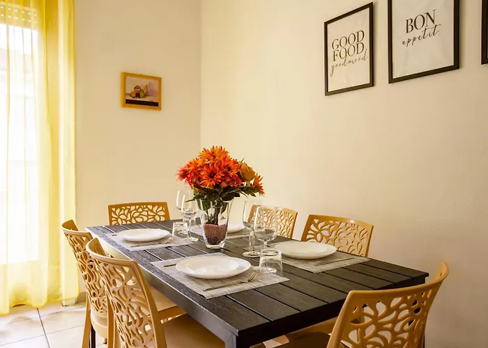 Lake, Spacious And Near Historic Center - Pet Friendly * Lecco