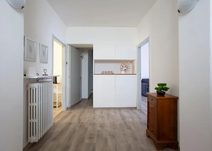 Lake, Spacious And Near Historic Center - Pet Friendly * Lecco